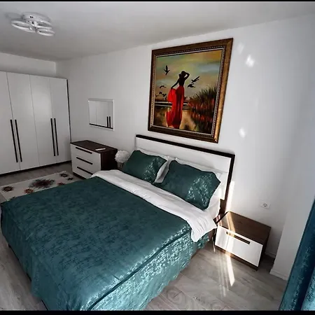 Appartamento Modern Glam Duplex Tirana