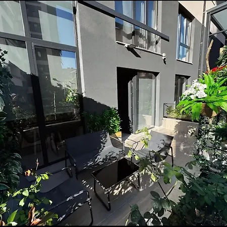 Modern Glam Duplex Tirana