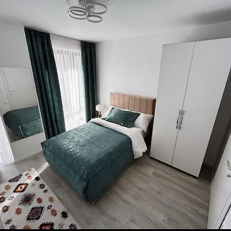 Appartamento Modern Glam Duplex Tirana