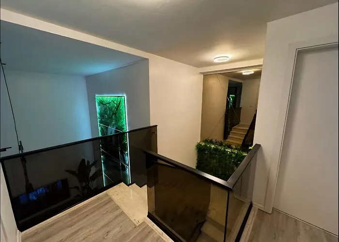 Modern Glam Duplex Tirana