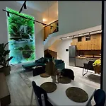 Διαμέρισμα Modern Glam Duplex