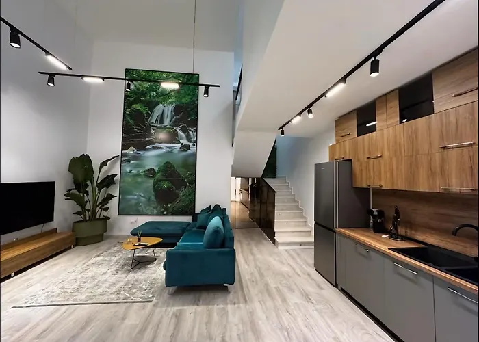 Modern Glam Duplex * Tiran